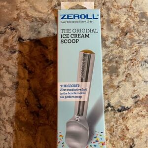 Zeroll The Original Ice Cream Scoop - Silver